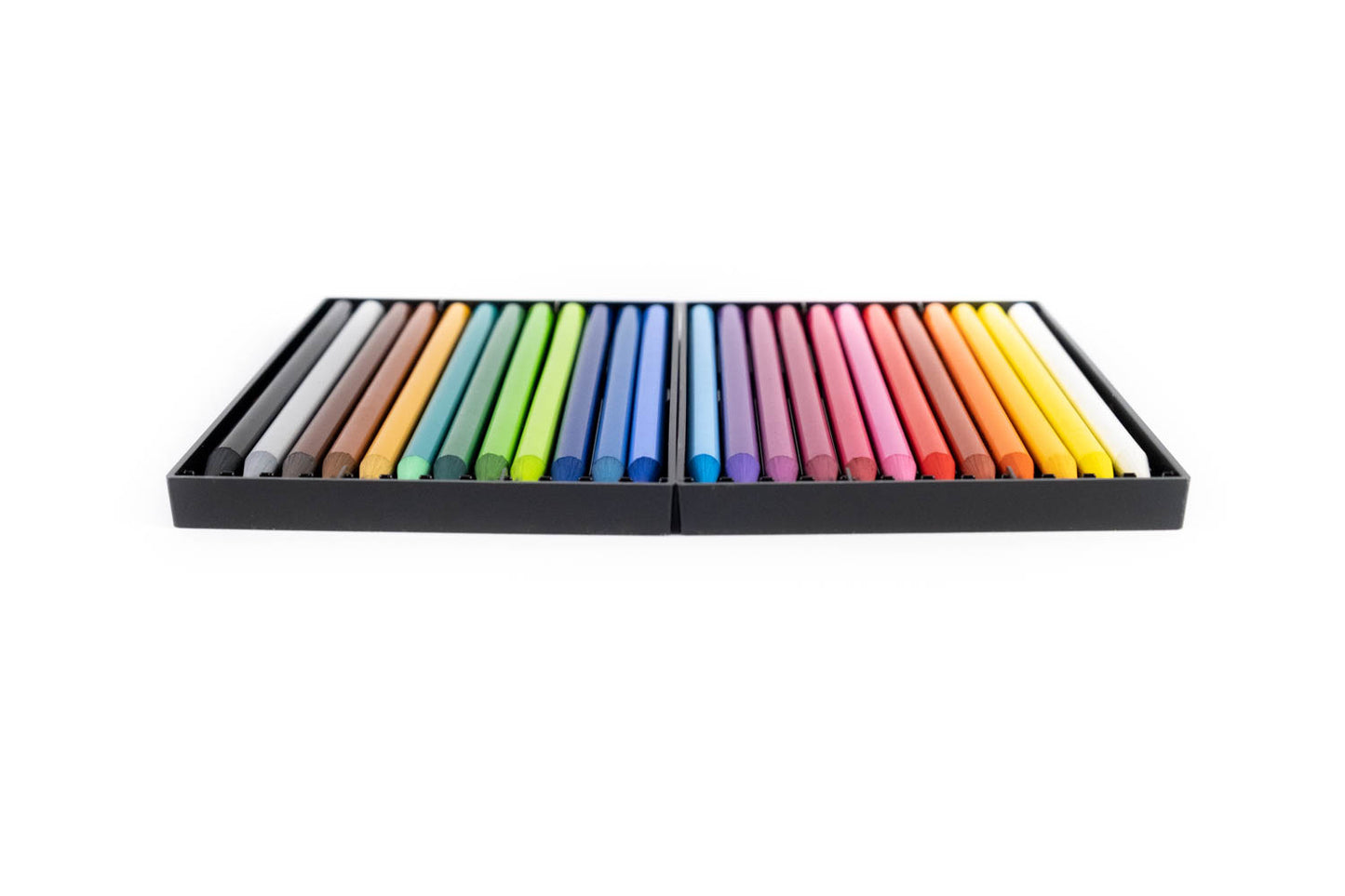 Pastelky v laku Progresso